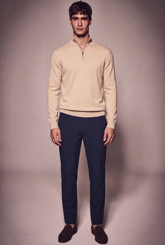 MAESON The Belfort Half-Zip Desert Sand — model, foto 1