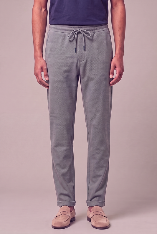MAESON Knitted Jogg Pants Midnight Blue — model, foto 1