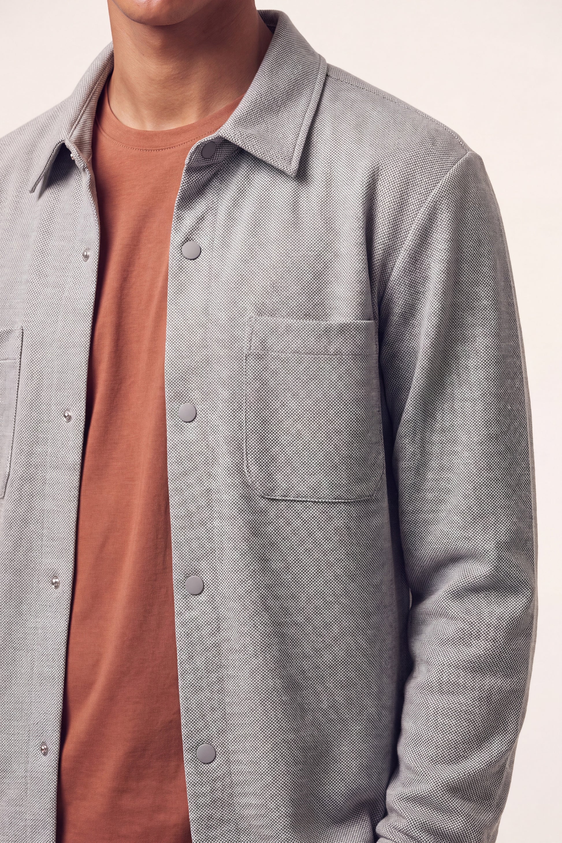 MAESON Knitted Overshirt Sterling Grey — detail