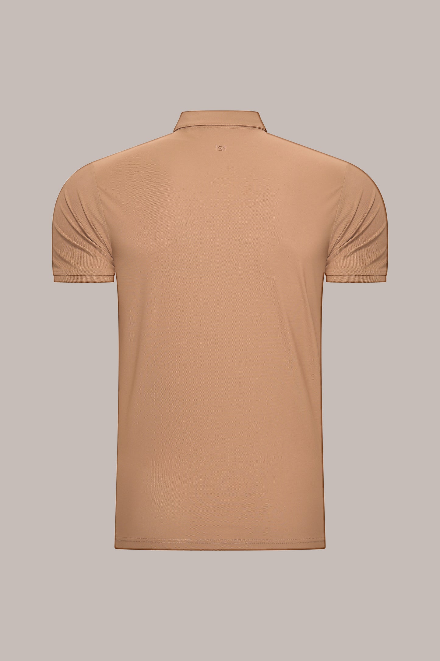 MAESON Polo Silktouch Pique Mocha Sand — achteraanzicht