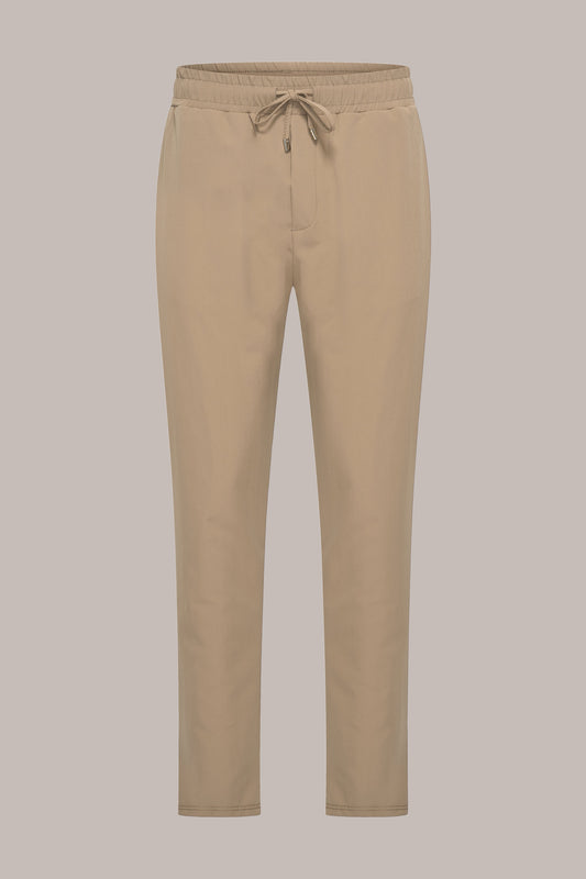 MAESON Tech Stretch Pants Bronzed Camel — vooraanzicht