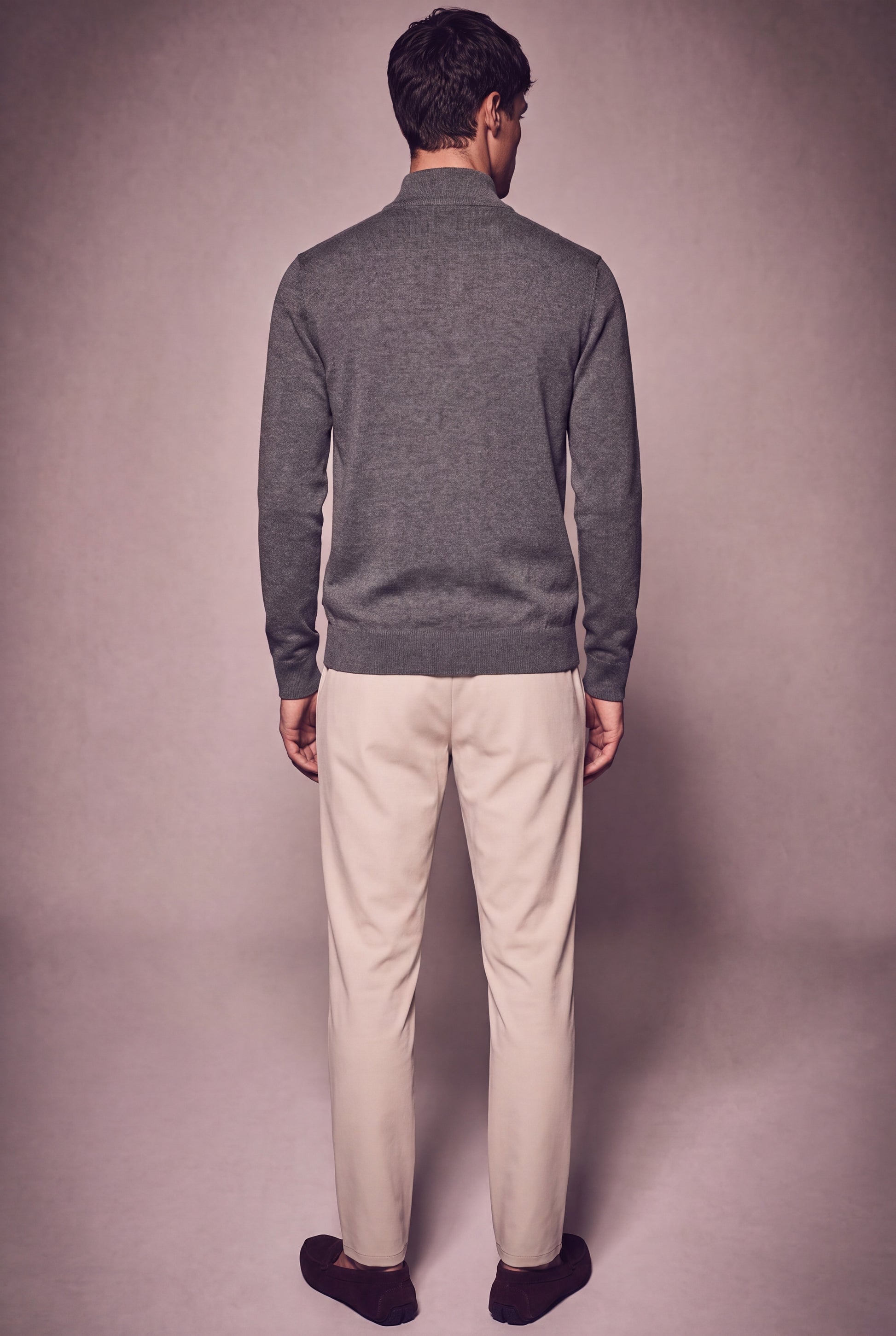 MAESON The Belfort Half-Zip Dove Grey — model, foto 4