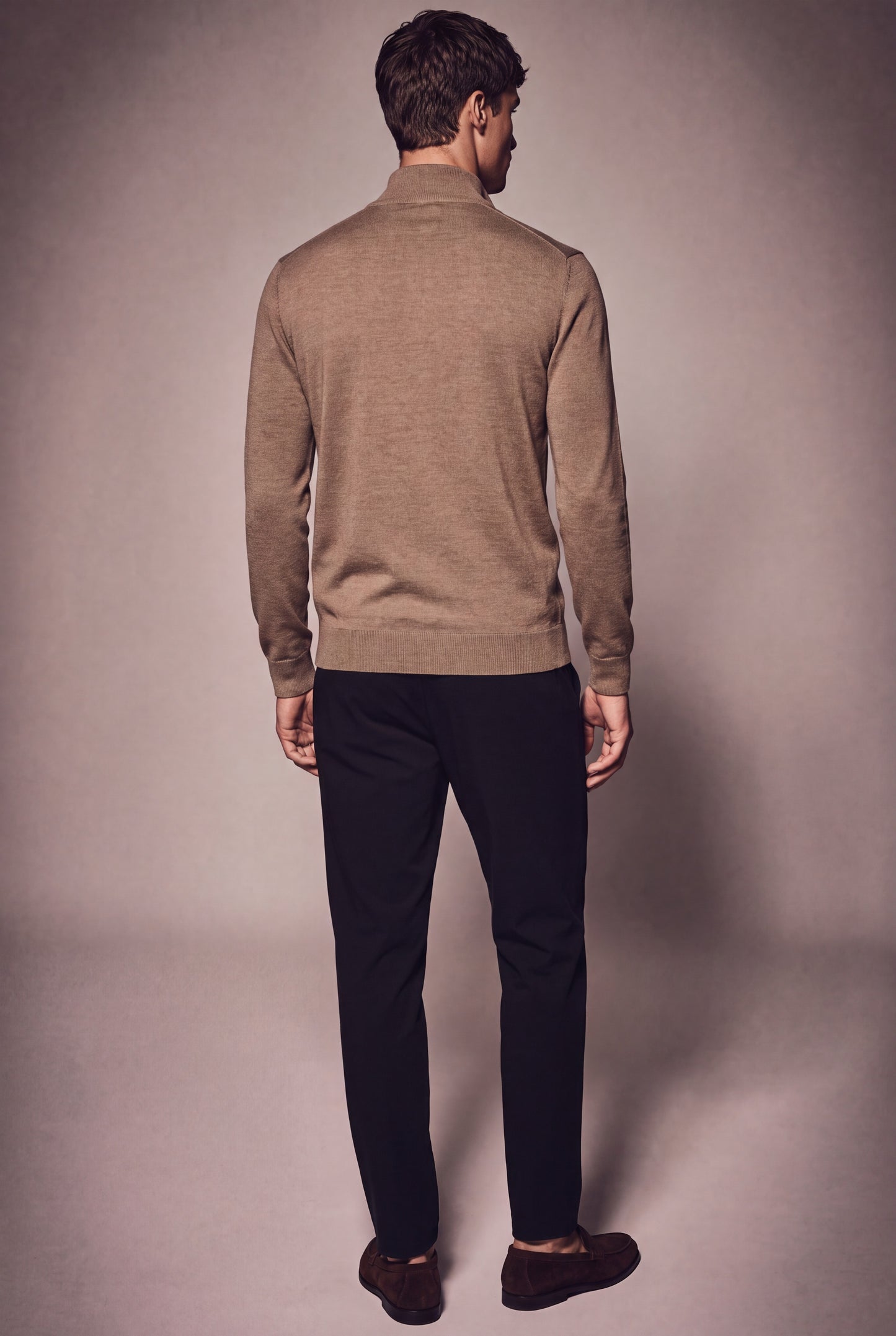 MAESON The Belfort Half-Zip Espresso Luxe — model, foto 4