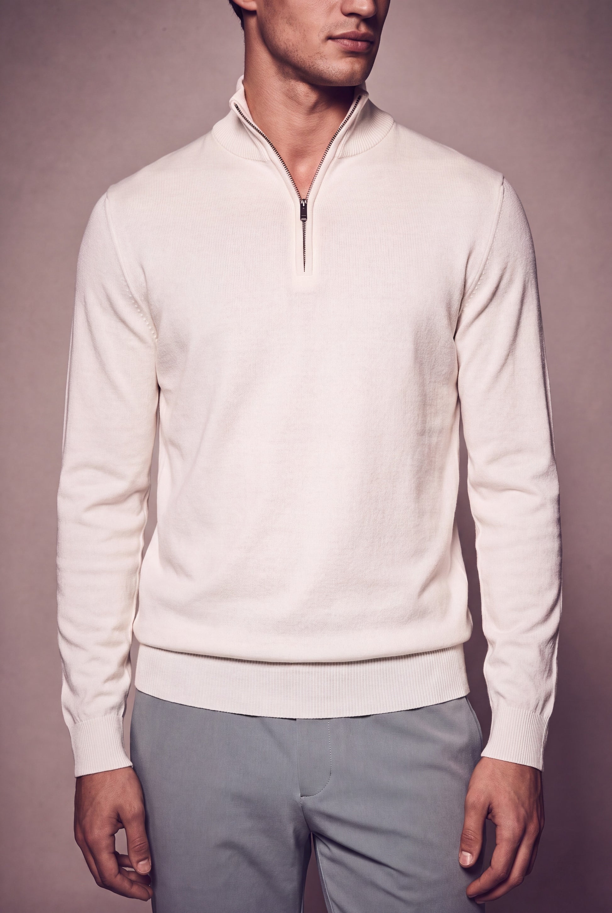 MAESON The Belfort Half-Zip Ivory Off-White — model, foto 3