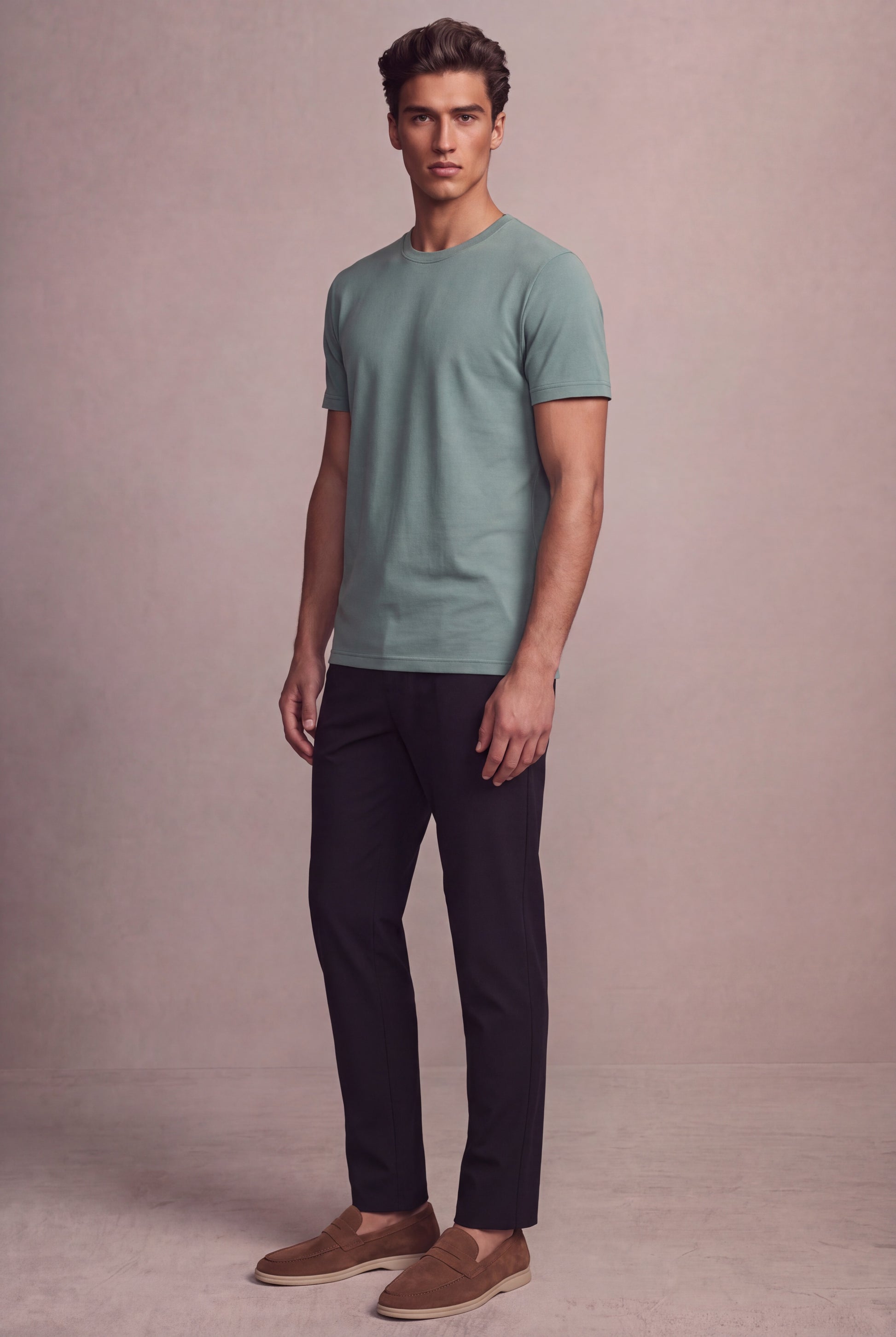 MAESON T-Shirt Silktouch Pique Frosted Olive — model, foto 2