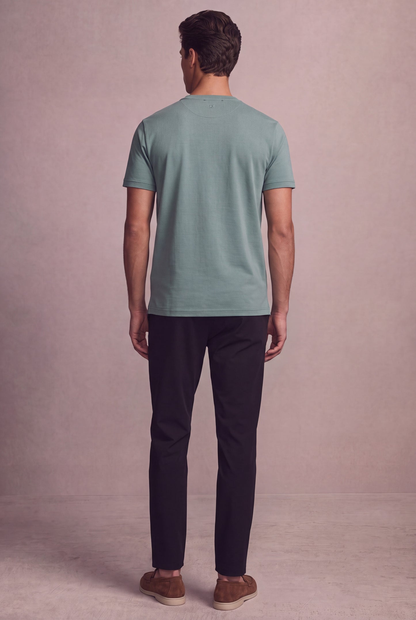 MAESON T-Shirt Silktouch Pique Frosted Olive — model, foto 4