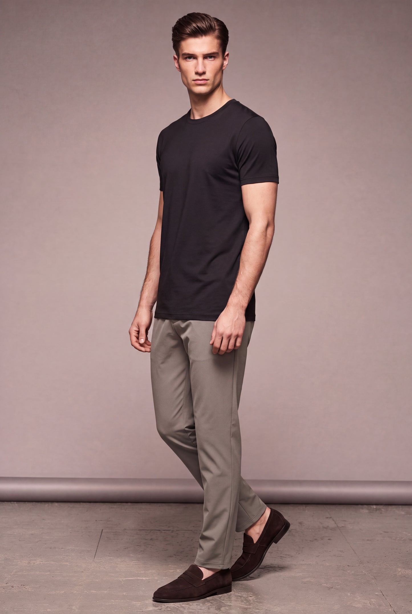 MAESON T-Shirt Modal Essence Onyx Black — model, foto 2