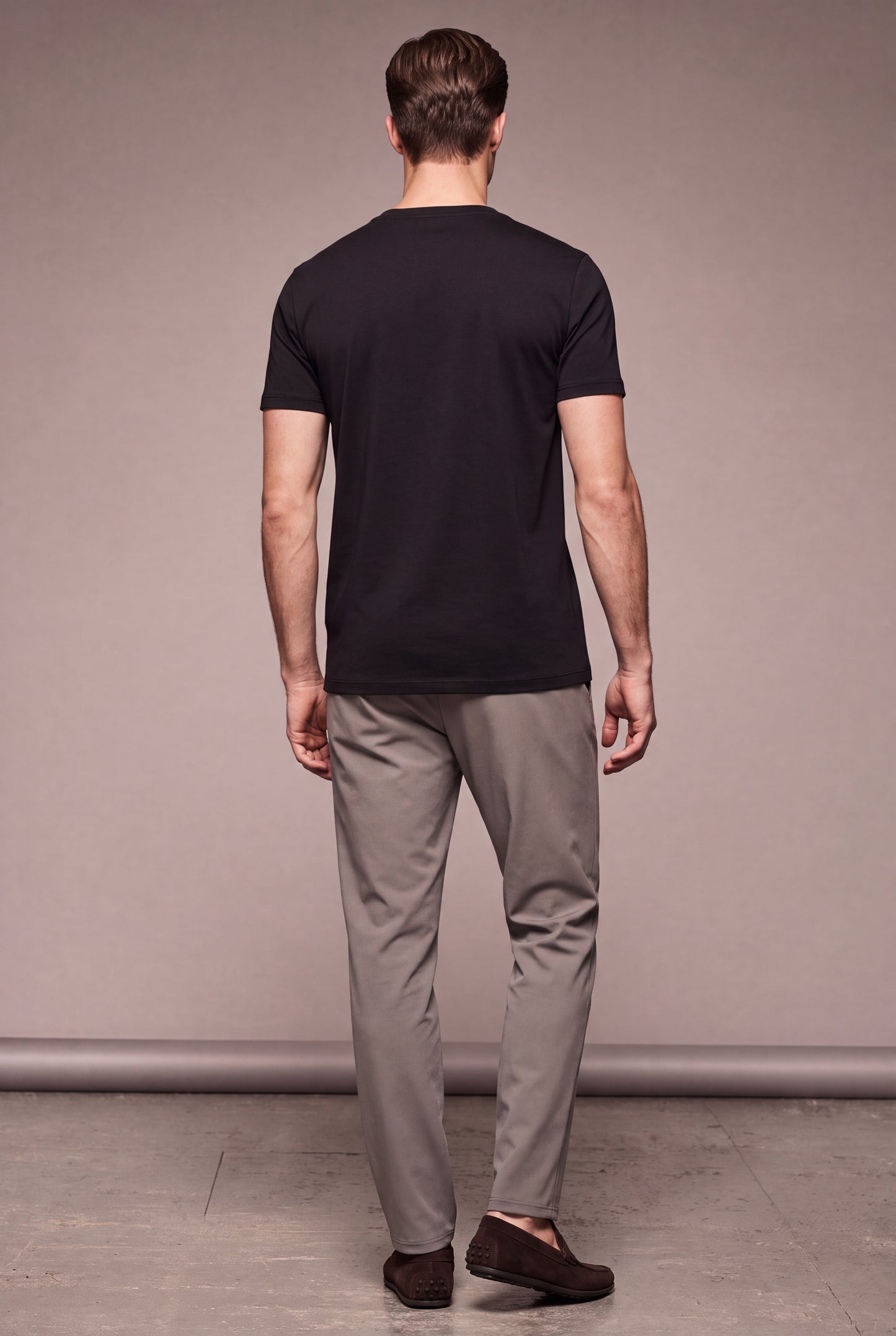 MAESON T-Shirt Modal Essence Onyx Black — model, foto 4