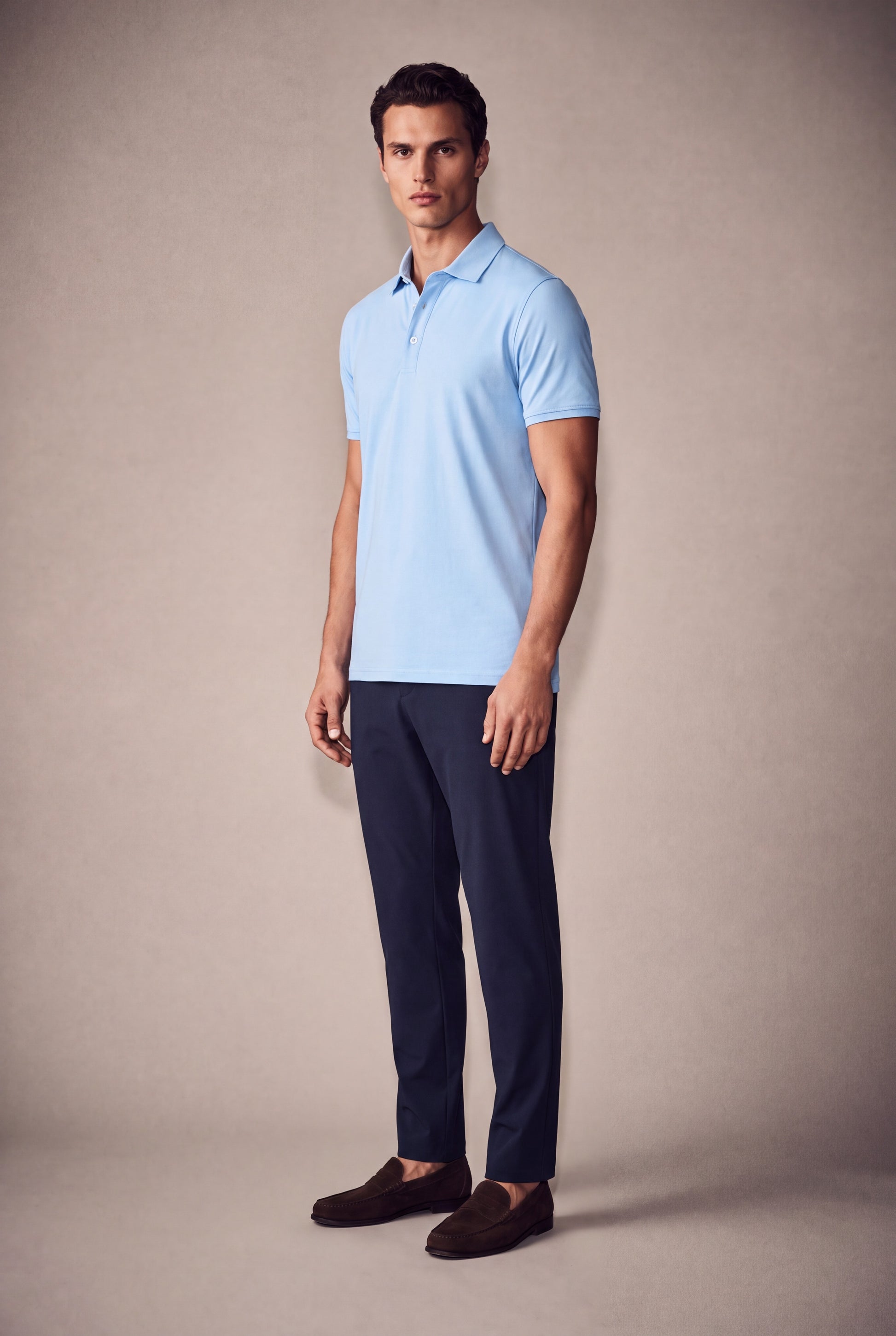 MAESON Polo Silktouch Pique Azure Blue — model, foto 2
