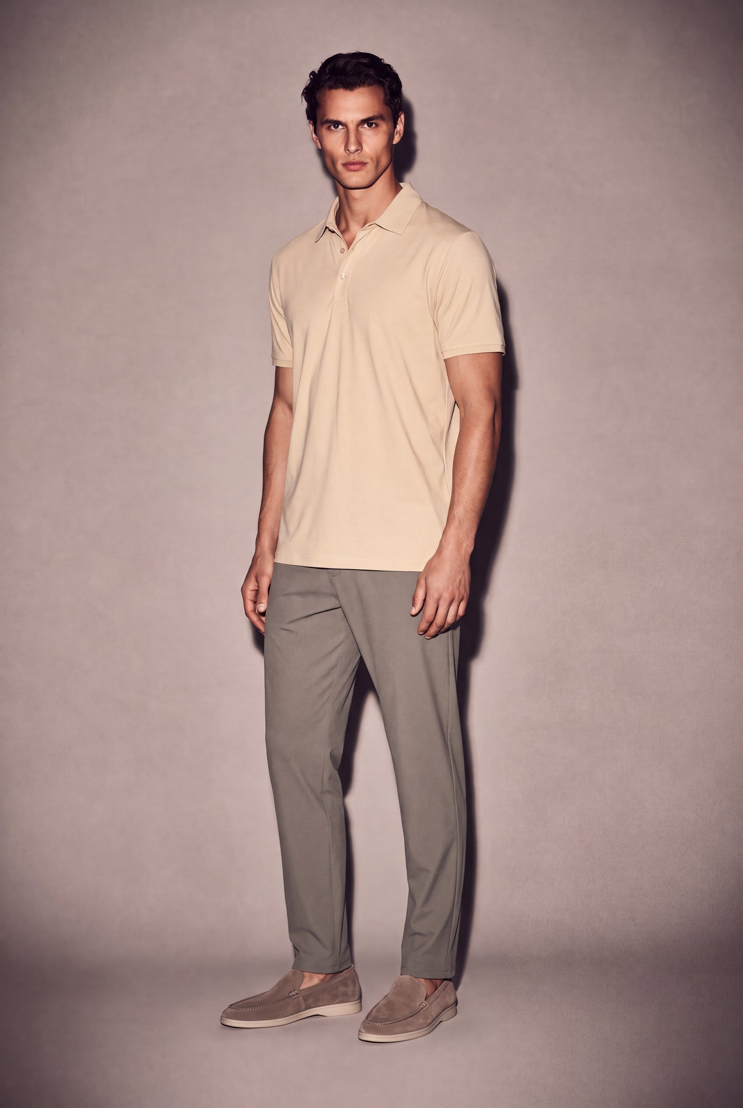 MAESON Polo Silktouch Pique Ivory Beige — model, foto 2