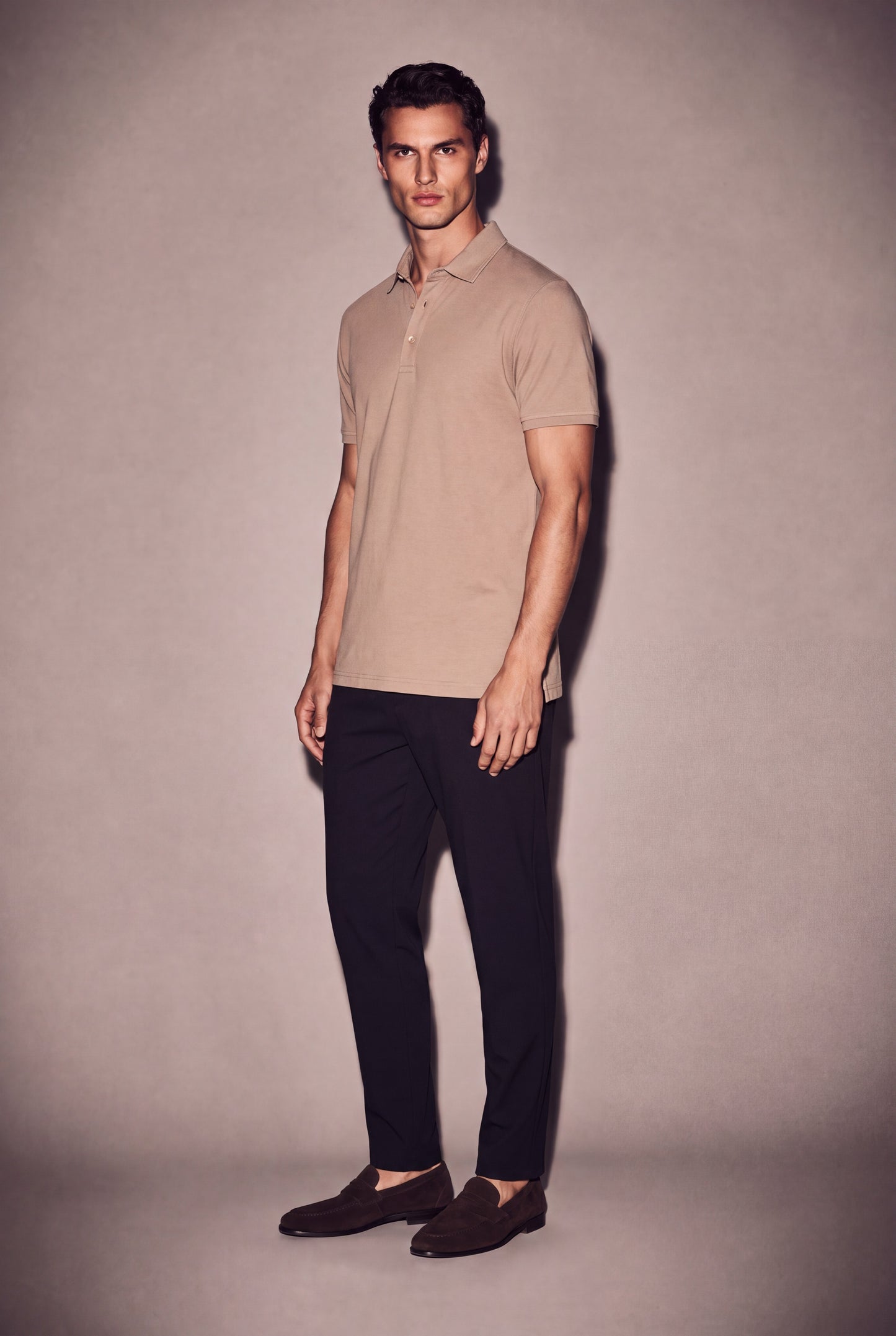 MAESON Polo Modal Essence Mocha — model, foto 2